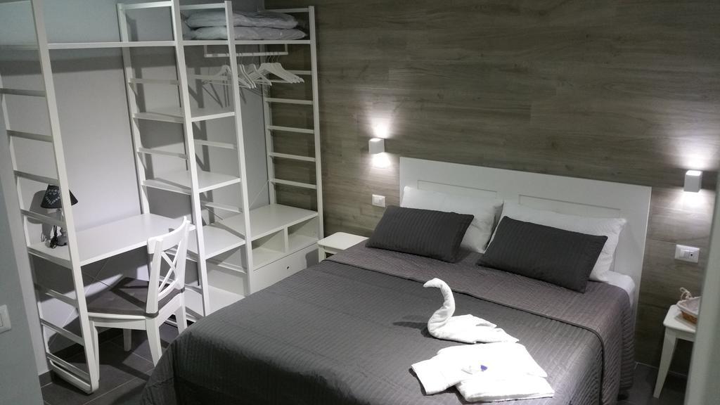 Alis Vanvitelli Suite Neapel Exterior foto